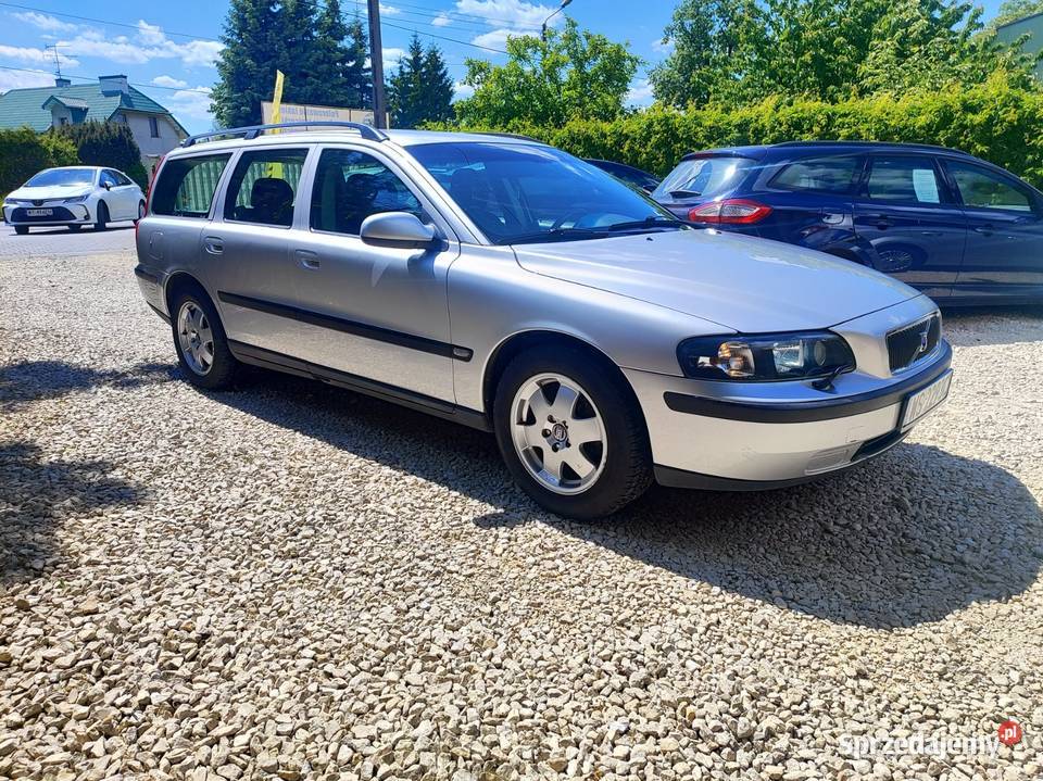 Volvo V70 benzyna Xenon klimatronik Piotrków Trybunalski sprzedam
