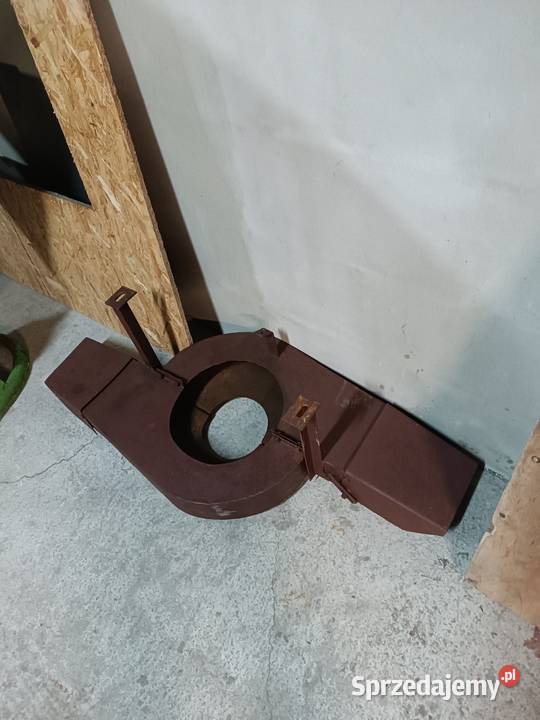 Przystawka sadownicza do rozsiewacza lejek nieuszkodzony Skaryszew sprzedam