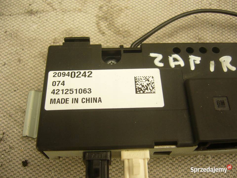 WZMACNIACZ ANTENA ZAFIRA C 20940242