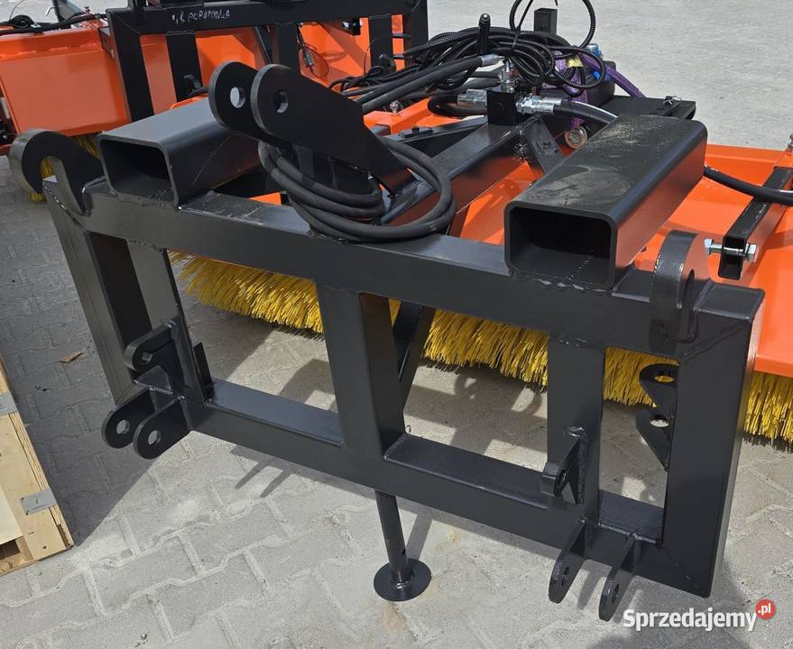 Zamiatarka drogowa 20m firmy Metal Technik Pozostałe kujawsko-pomorskie Włocławek