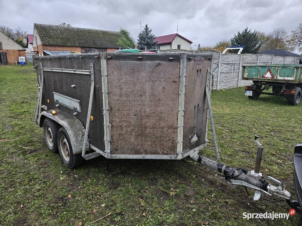 SPRZEDAM koniowoza 2 Do przewozu koni Gniezno