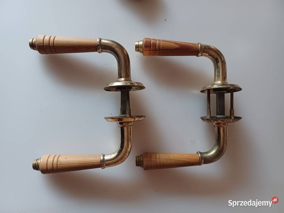 Dwa komplety klamek Mosiądz drewno wielkopolskie sprzedam