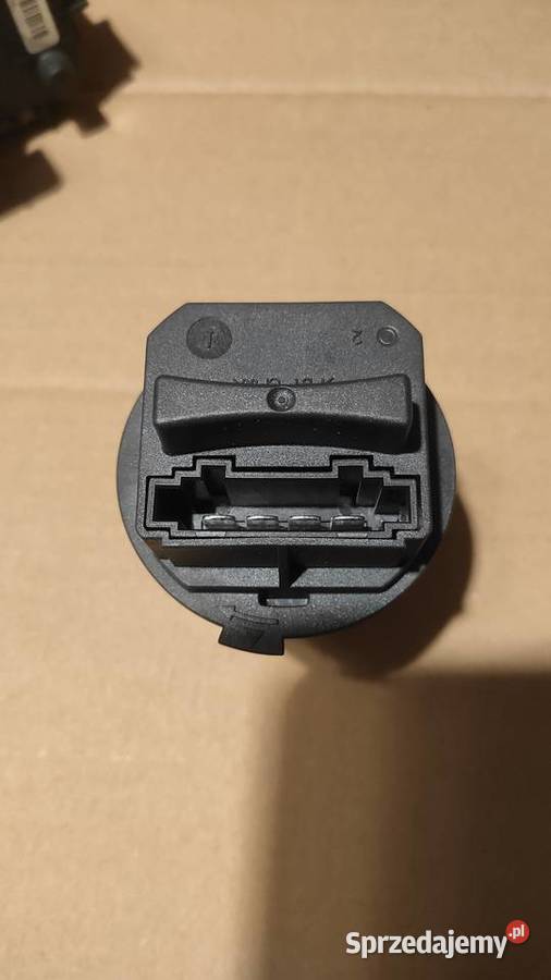 Opornik rezystor dmuchawy VW Mercedes oryginalny Piła