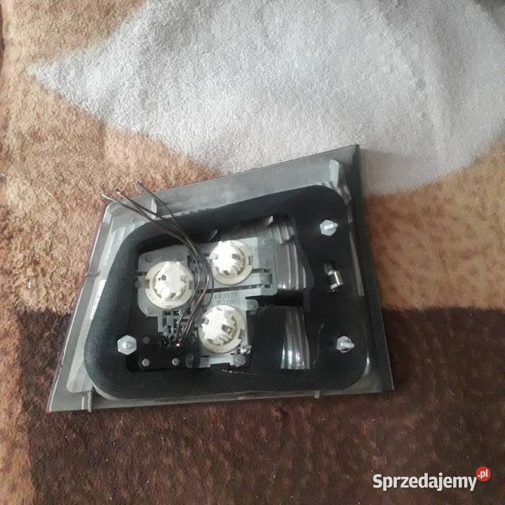 Lampa kierowcy tylnej klapy Opel Vectra C 2005r Żabno