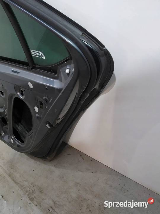 DRZWI PRAWE TYŁ SEDAN Skoda Superb III 2015 świętokrzyskie sprzedam
