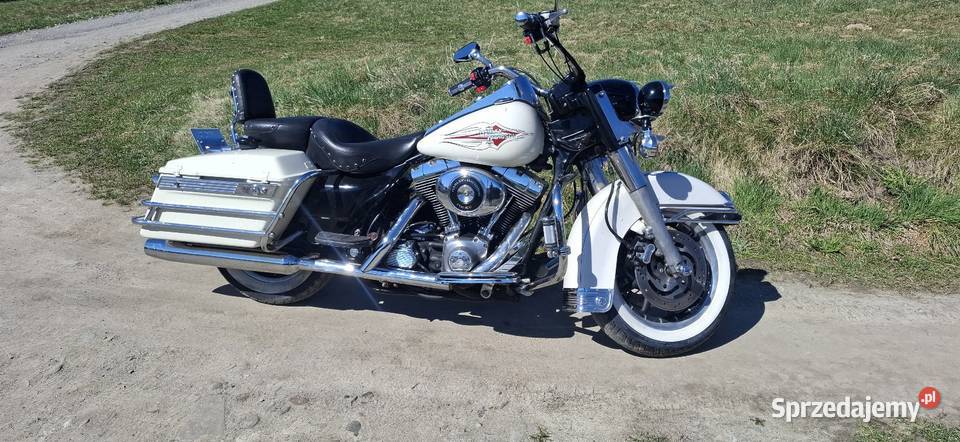Harley Davidson POLICE benzyna małopolskie Szymbark