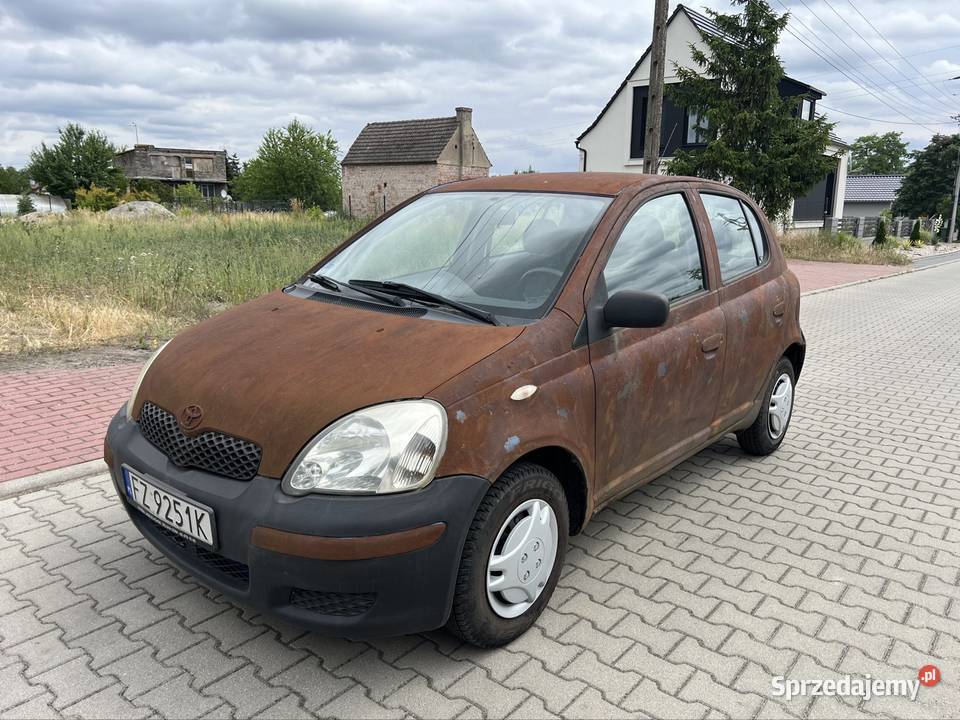 Toyota Yaris 10 VVTi 65 2003r Rusty look Zielona Góra