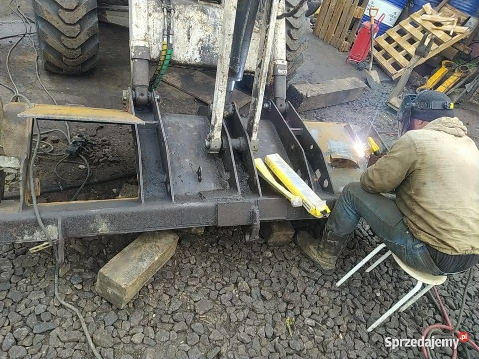 Naprawa maszyn budowlanych tulejowanie otworów Naprawa i warsztat Rzeszów