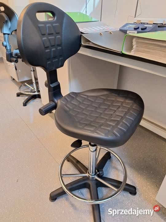 Syndyk sprzeda ruchomości laboratorium na sztuki Rekowo Lęborskie