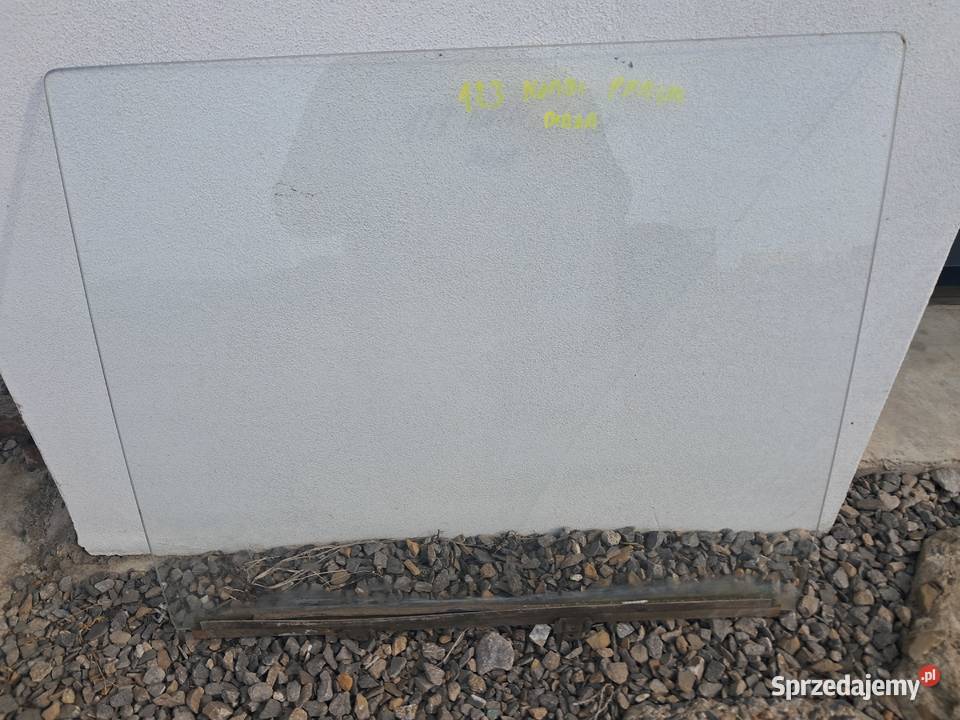 SZYBA TYŁ PRAWA BIAŁA MERCEDES W123 KOMBI Cieszyn