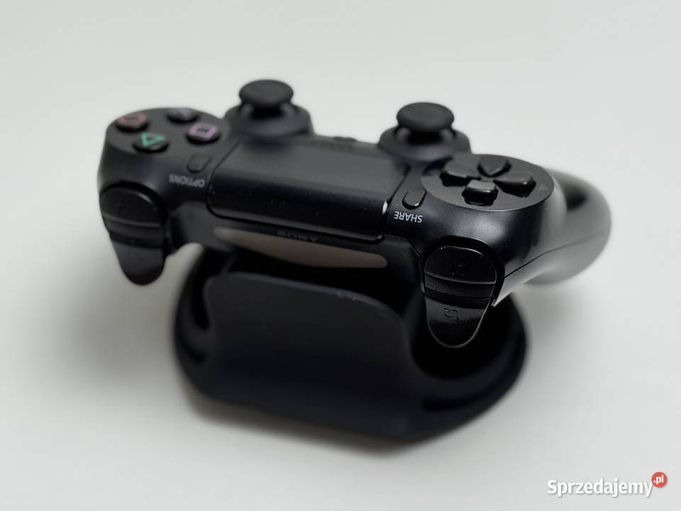 KONSOLA SONY PLAYSTATION 4 PRO CUH7216B 1TB PAD Śrem