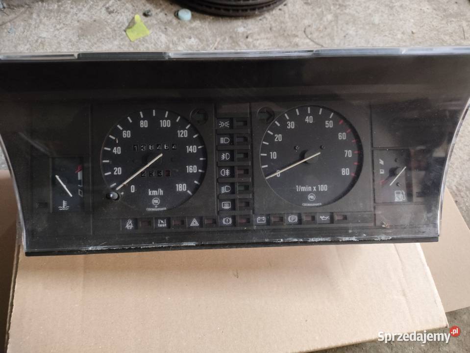 Licznik obrotomierz Skoda Favorit 13 Krosno