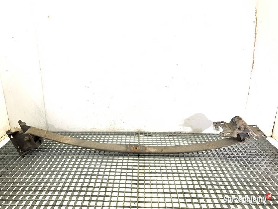 RESOR PRAWY TYŁ RENAULT MASTER III Bus PIÓRO