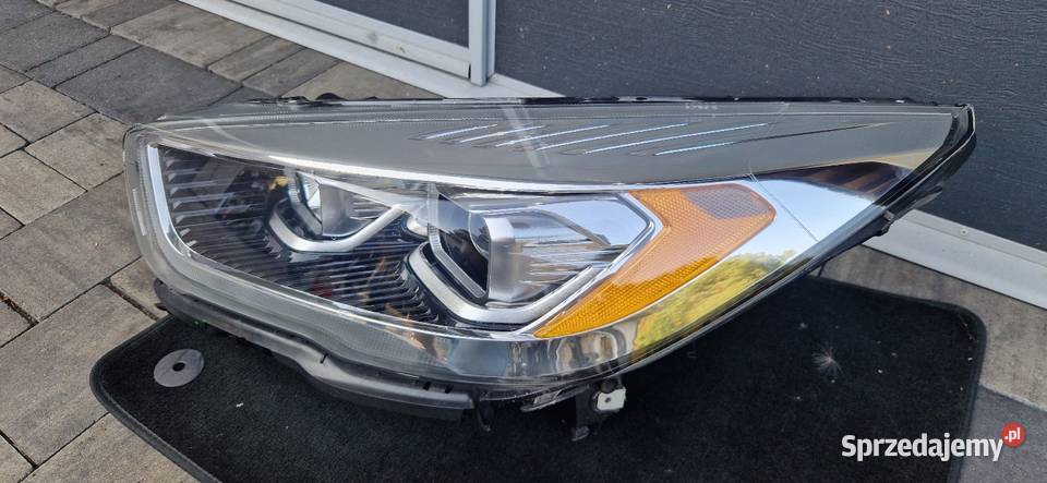 Lampa lewa xenon Kuga mk2 lift GJ5413D153 Rok produkcji 2017