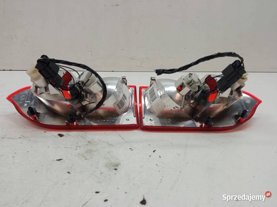 LAMPA TYŁ KOMPLET KOMBI LIFT Opel Insignia I