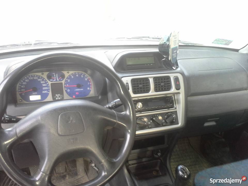 MITSUBISHI PAJERO PININ PININFARINA 20 2002r 4x4 nieuszkodzony Pisary