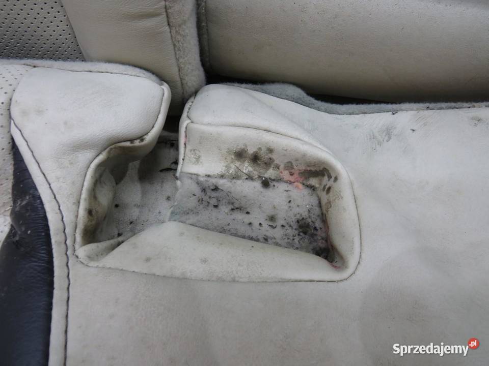 KANAPA MAZDA 3 BM SEDAN 13 osobowe sprzedam