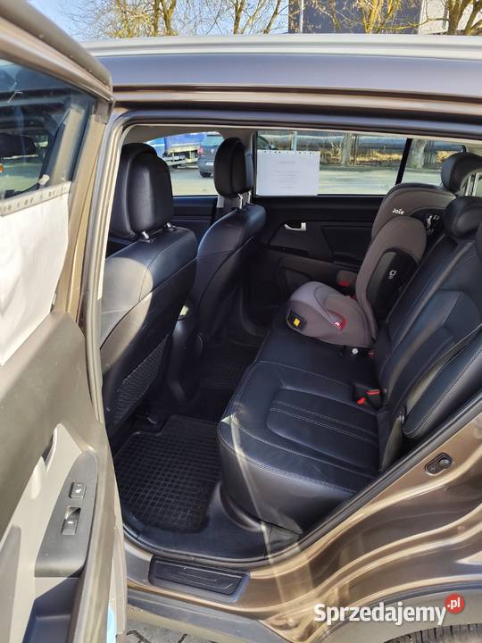 Kia sportage 17 crdi Lift Bezwypadkowa nieuszkodzony Wałcz sprzedam