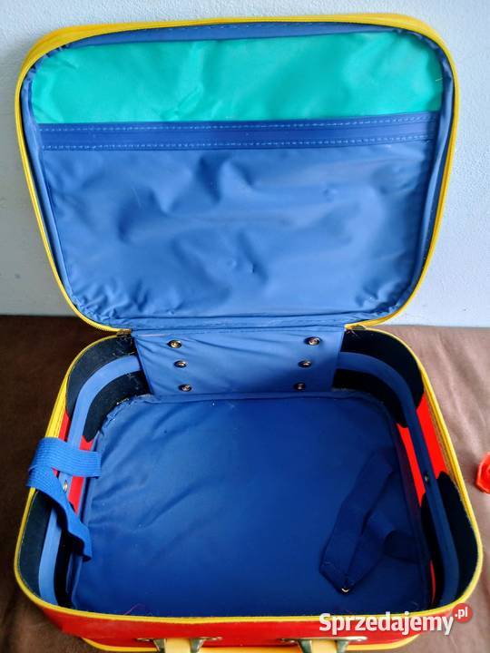 Walizka z wizerunkiem Alvina i wiewiórek z 1990 sprzedam