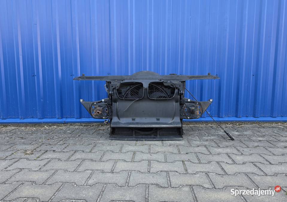 PAS PRZEDNI CHŁODNICE WENTYLATOR BMW E46