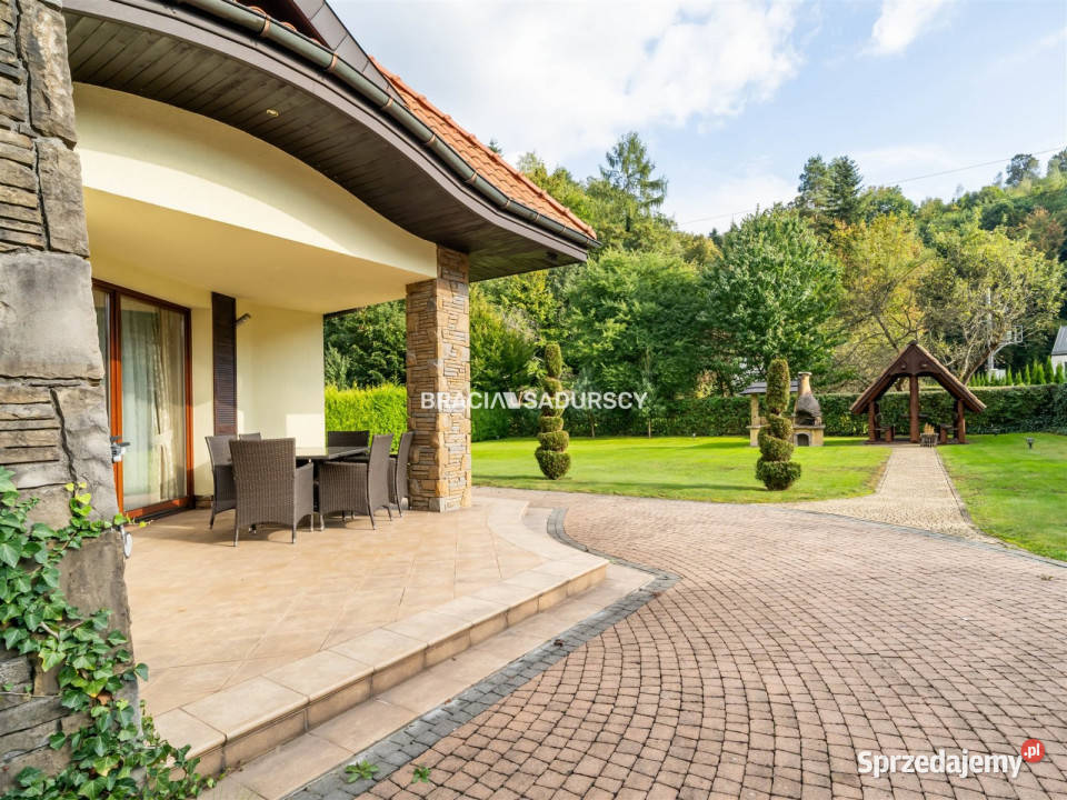 sprzedaży domu wolnostojącego 200m2 Myślenice