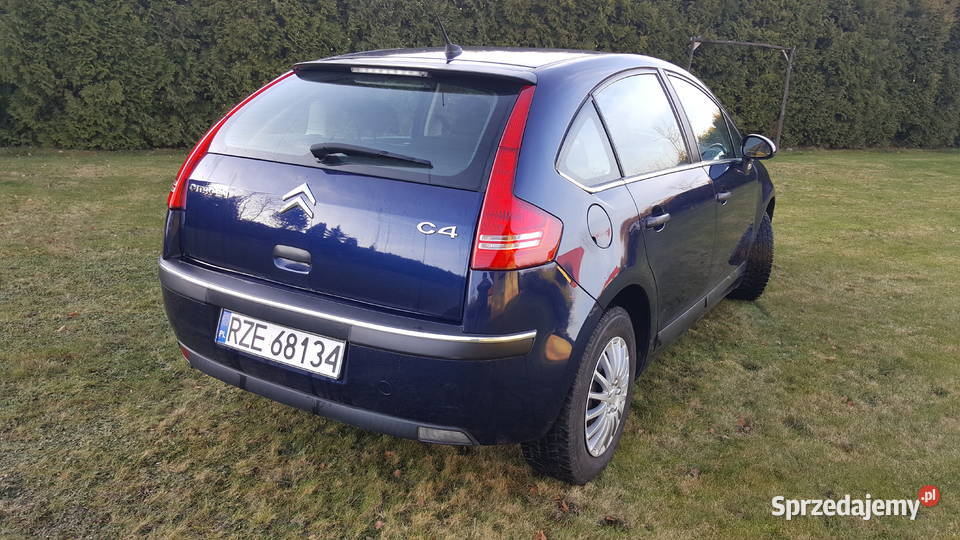Citroen C4 14 benzyna super stan mały przebieg Krasne