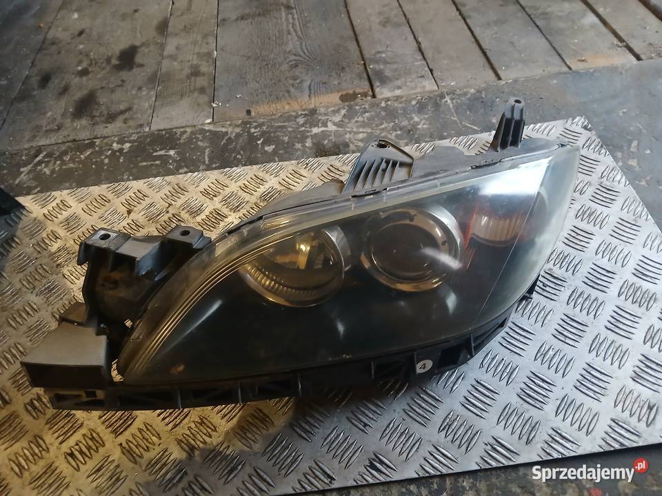 Lampa lewa przód przednia Mazda 3 I BKEU 0306r sprzedam