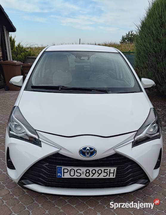 Toyota Yaris hybrid Ostrów Wielkopolski sprzedam