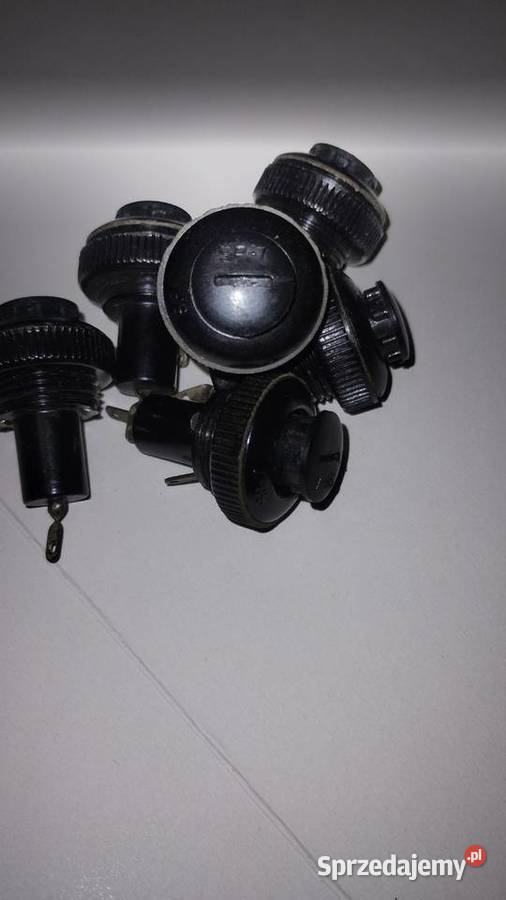 gniazdo bezpiecznika Junak M10 sprzedam