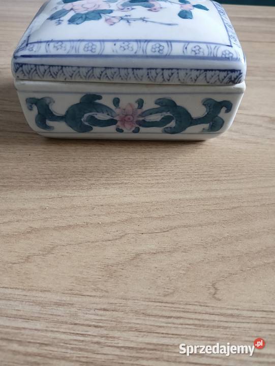 Szkatułka porcelanowa Limanowa