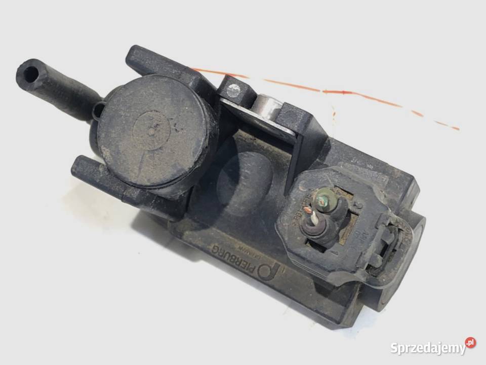 ZAWÓR PODCIŚNIENIA TOYOTA COROLLA E13 22 136 osobowe