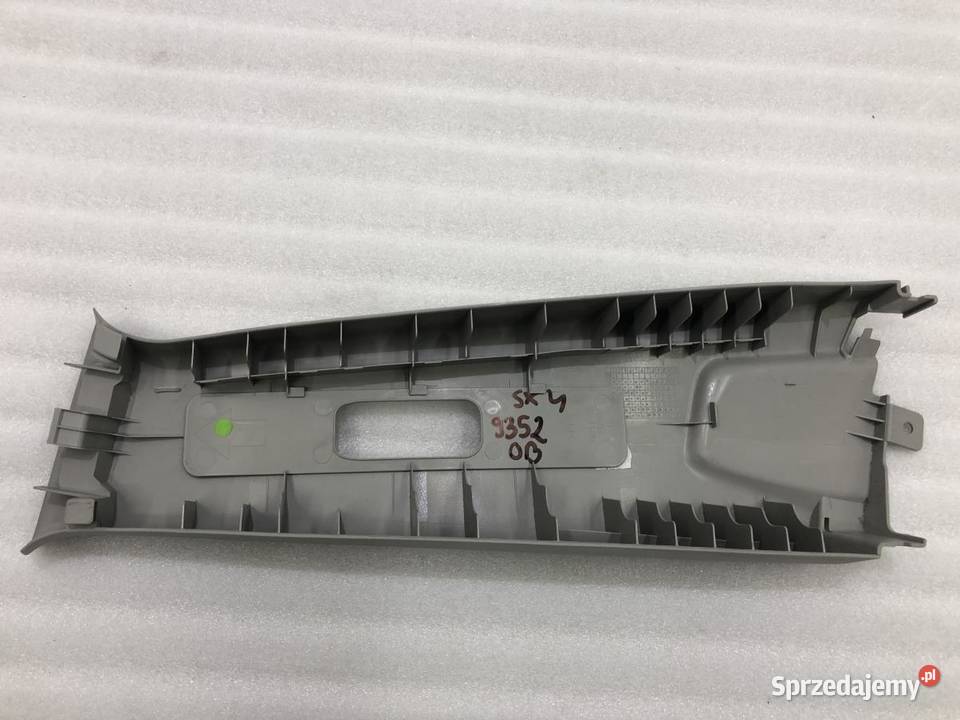 OSŁONA SŁUPKA ŚRODEK PRAWA SUZUKI SX4 7621179J0 osobowe wielkopolskie