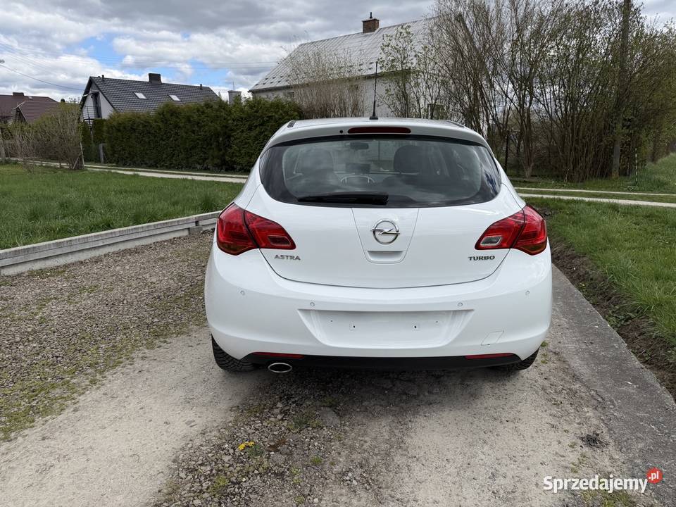 Opel Astra J 14T 140 2012 r 159kkm Stan Klima nieuszkodzony Brzozów
