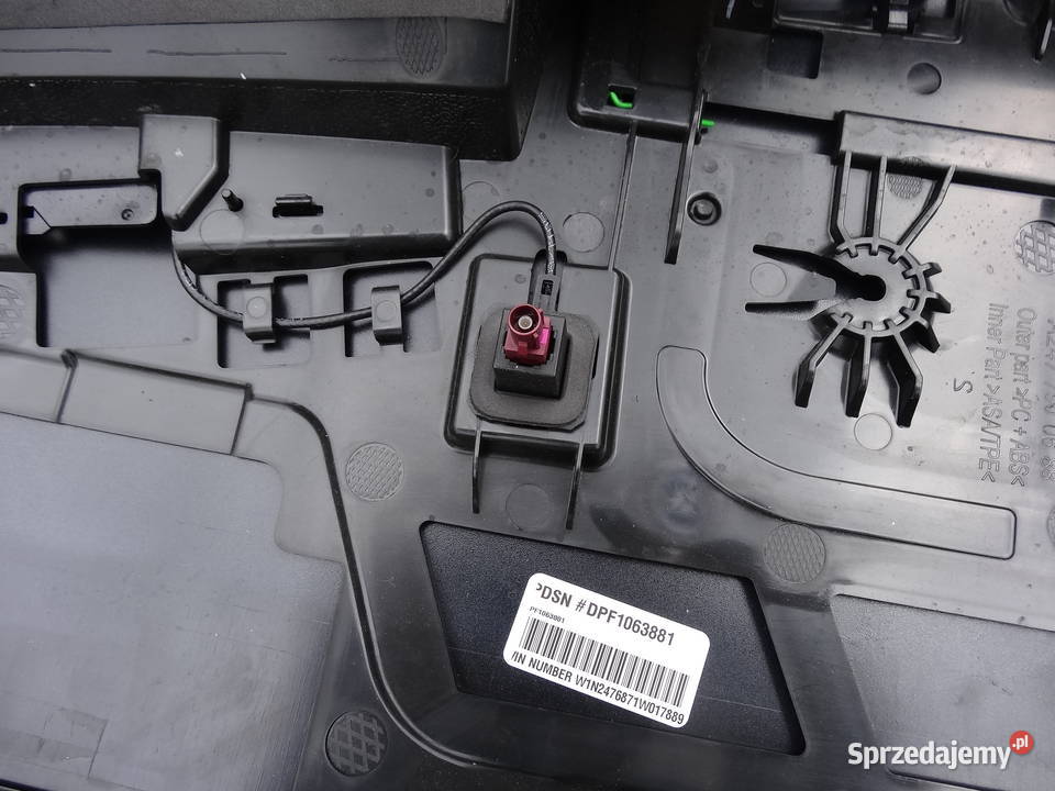MERCEDES GLB 247 X247 W247 SPOILER KLAPY DASZEK osobowe Niemodlin