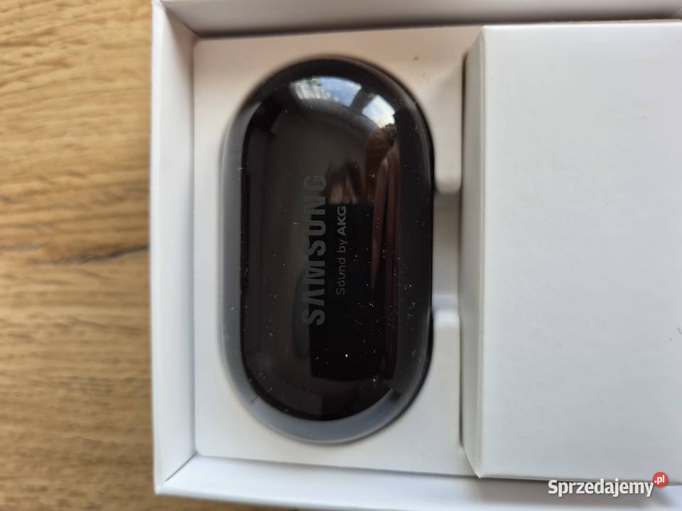 Słuchawki douszne bezprzewodowe Samsung Buds Wołczyn sprzedam