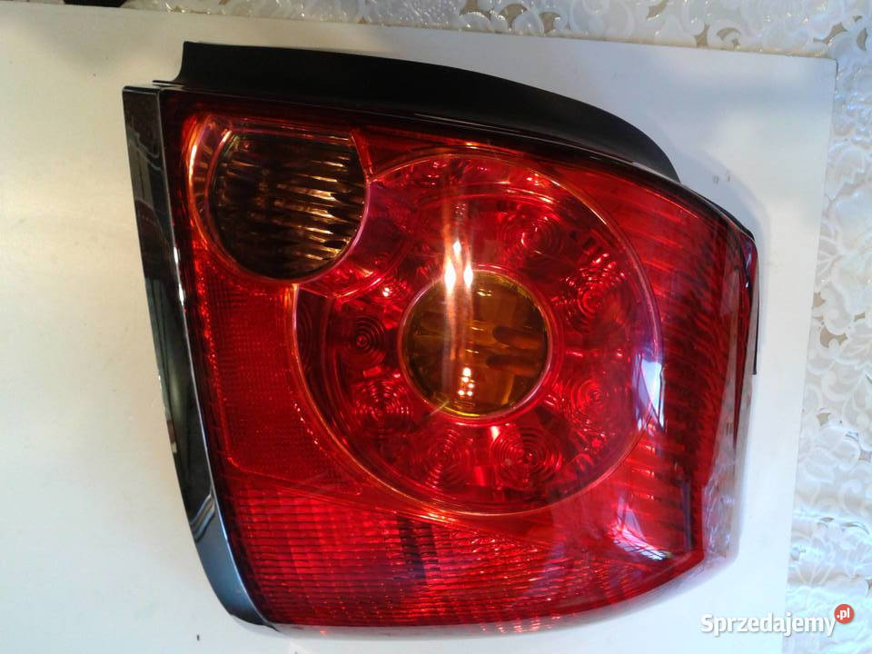 Lampa tył tovota Awensis nowa lampy tylne