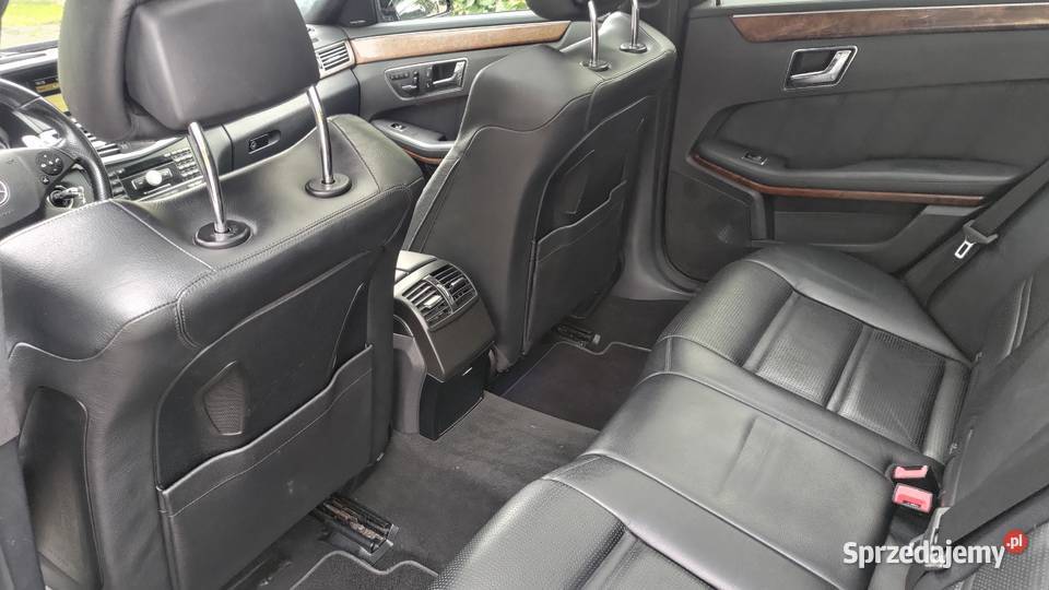 MercedesBenz E63 AMG W212 63 wolnossący V8 525 273000km Motoryzacja Kraków sprzedam