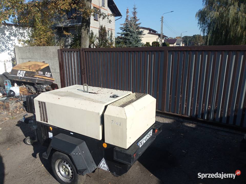 Kompresor śrubowy DOOSAN 741 2014 zarejestrowany sprzedam
