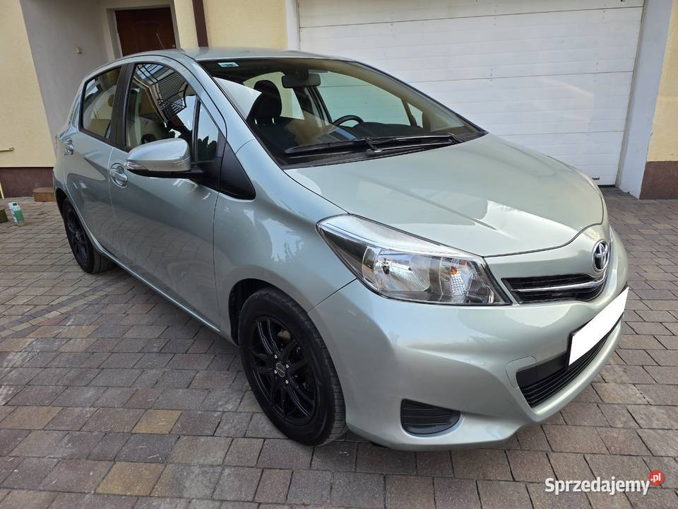 Toyota Yaris 133 VVTi 99 117 piękny pistacjowy manualna mazowieckie Karczew