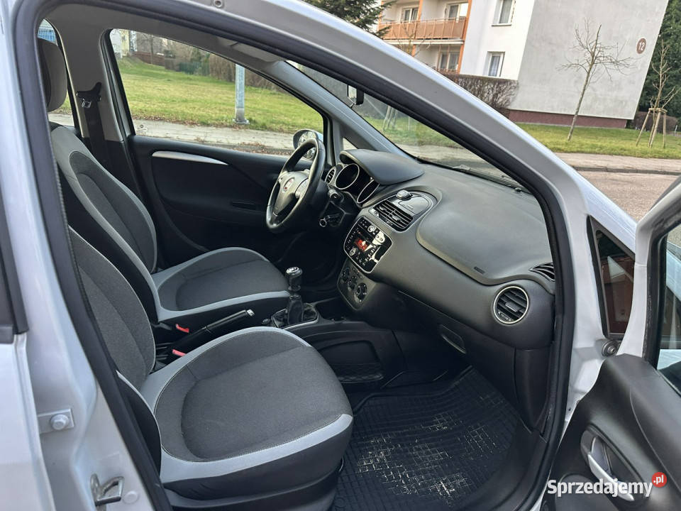 Fiat Punto 2012 BenzynaAuxUSBNiskigwarantowany Punto 2012 Wejherowo