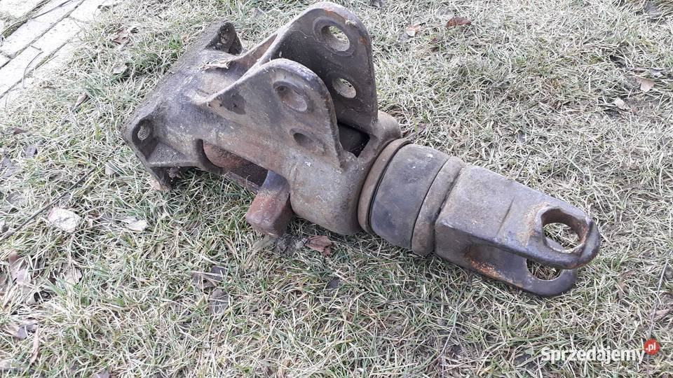 Zaczep Ursus C 325 C325 C 328 C328 nieuszkodzony Słupca