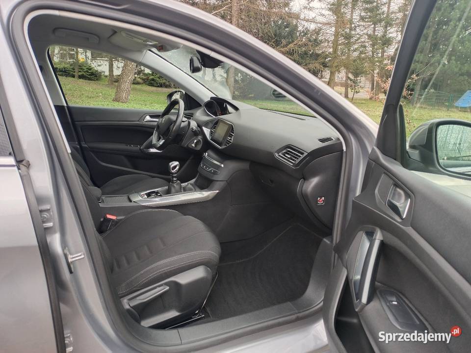Peugeot 308 T9 16THP LED NAVI CZUJNIKI gniazdo USB Żarki