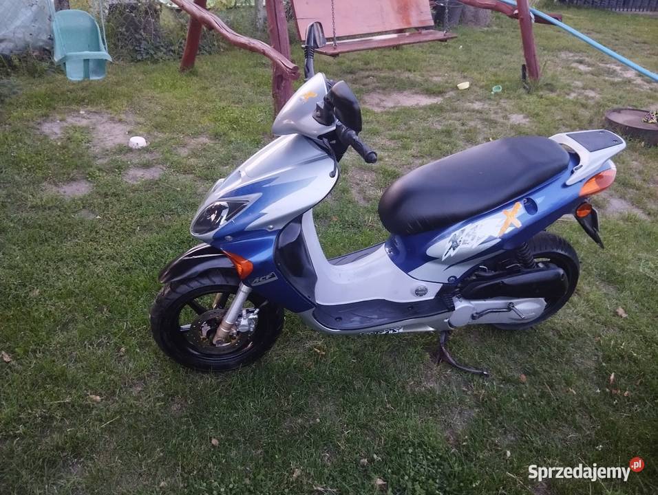 Honda x8r 50 2T benzyna