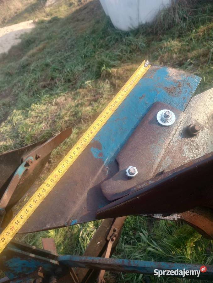 Pługi 2 skibowe obrotowe nieuszkodzony Huta Nowa sprzedam