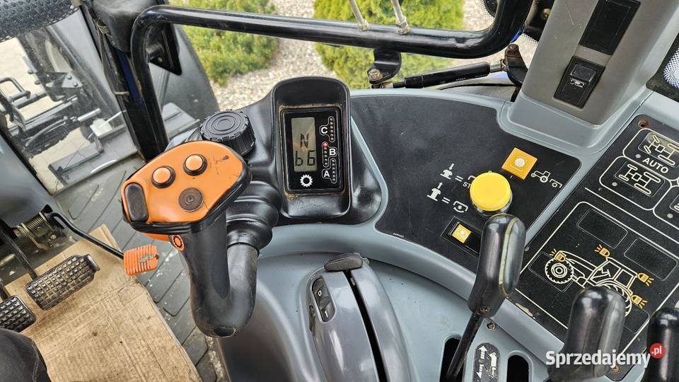 Holland TM130