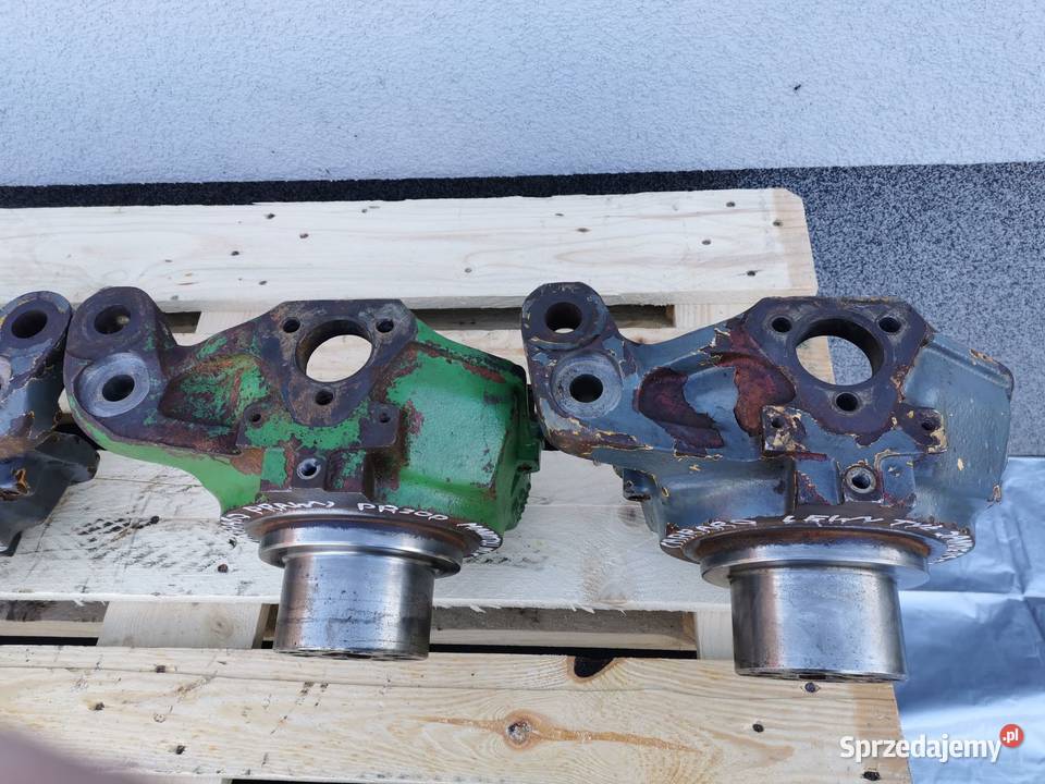 Zwrotnica lewy tył Manitou MLT 1994r Carraro wielkopolskie Wilkowo