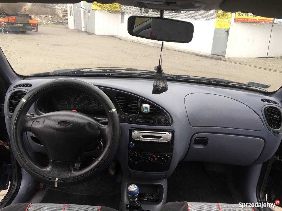 Sprzedam auto szybko nieuszkodzony Rzeszów