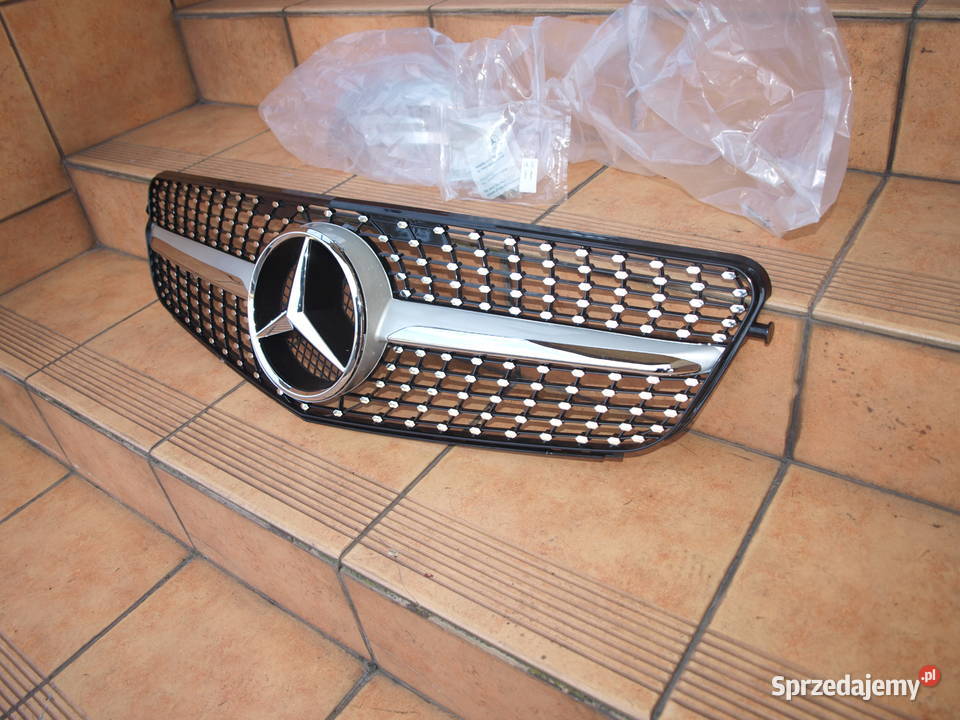 Mercedes C klasa W204 grill chrom atrapa przód Karoseria wielkopolskie Kalisz sprzedam