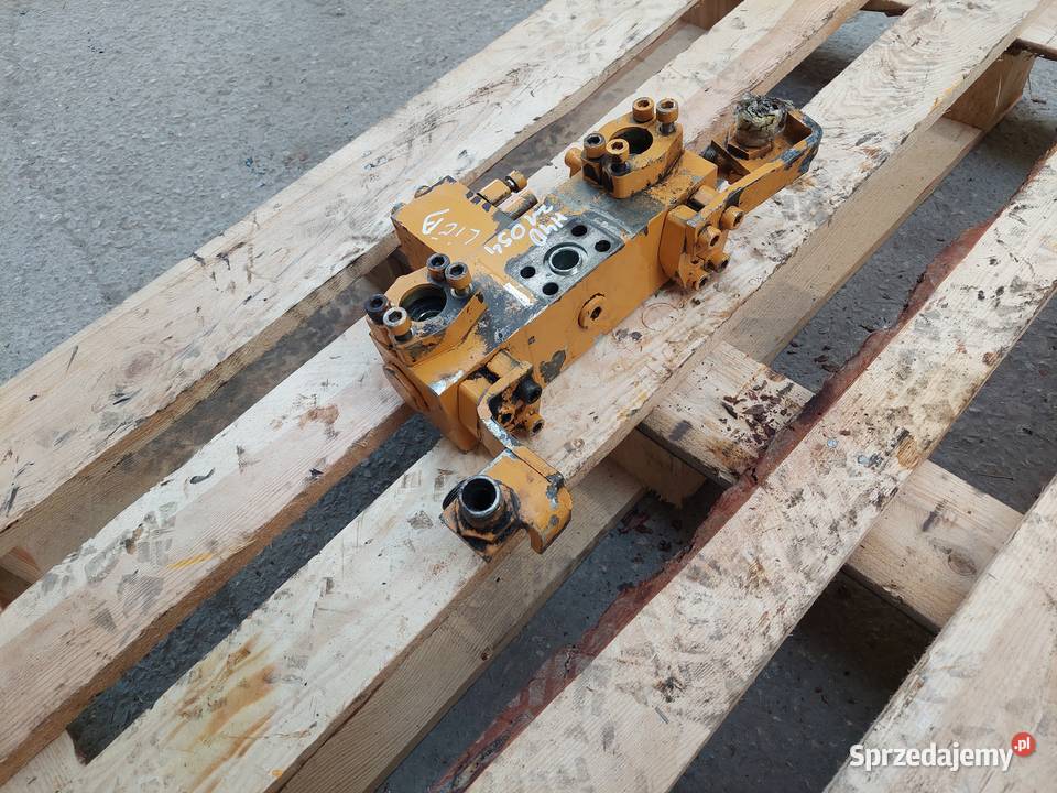 7 WYJŚĆ KOSTKA ZAWÓR ZAMEK HYDRAULICZNY LIEBHERR Kielce sprzedam