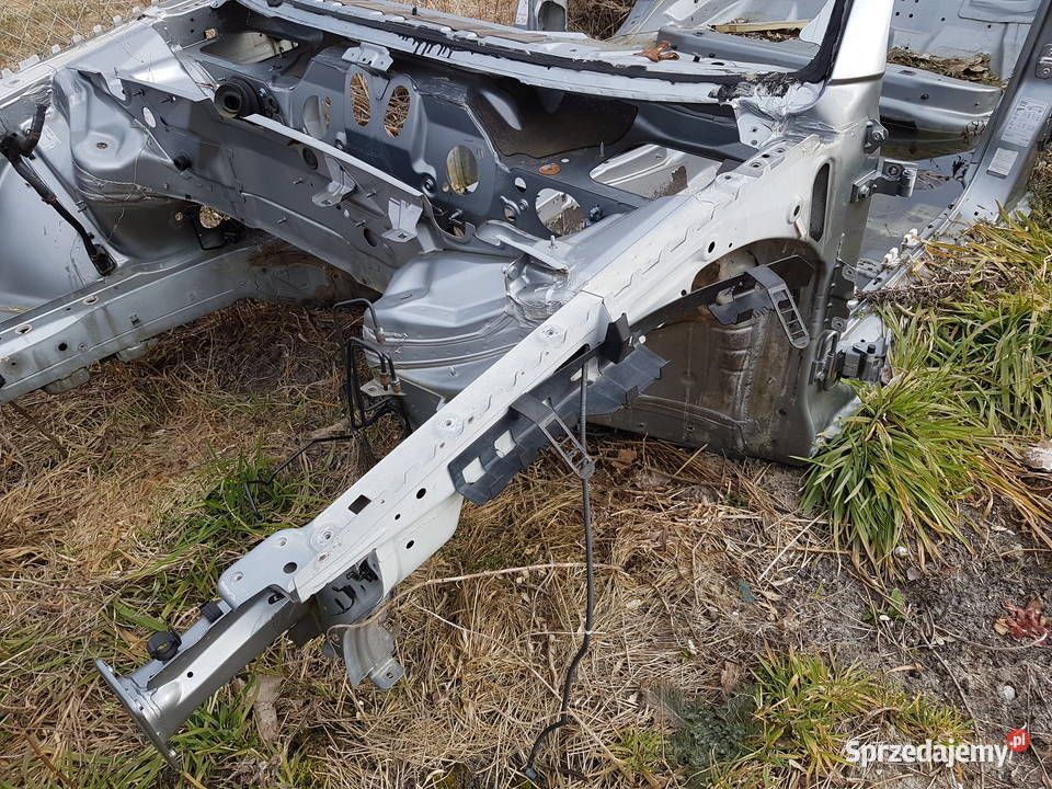 AUDI A4 B7 PODLUZNICA PRZOD CWIARTKA PRZOD Turek